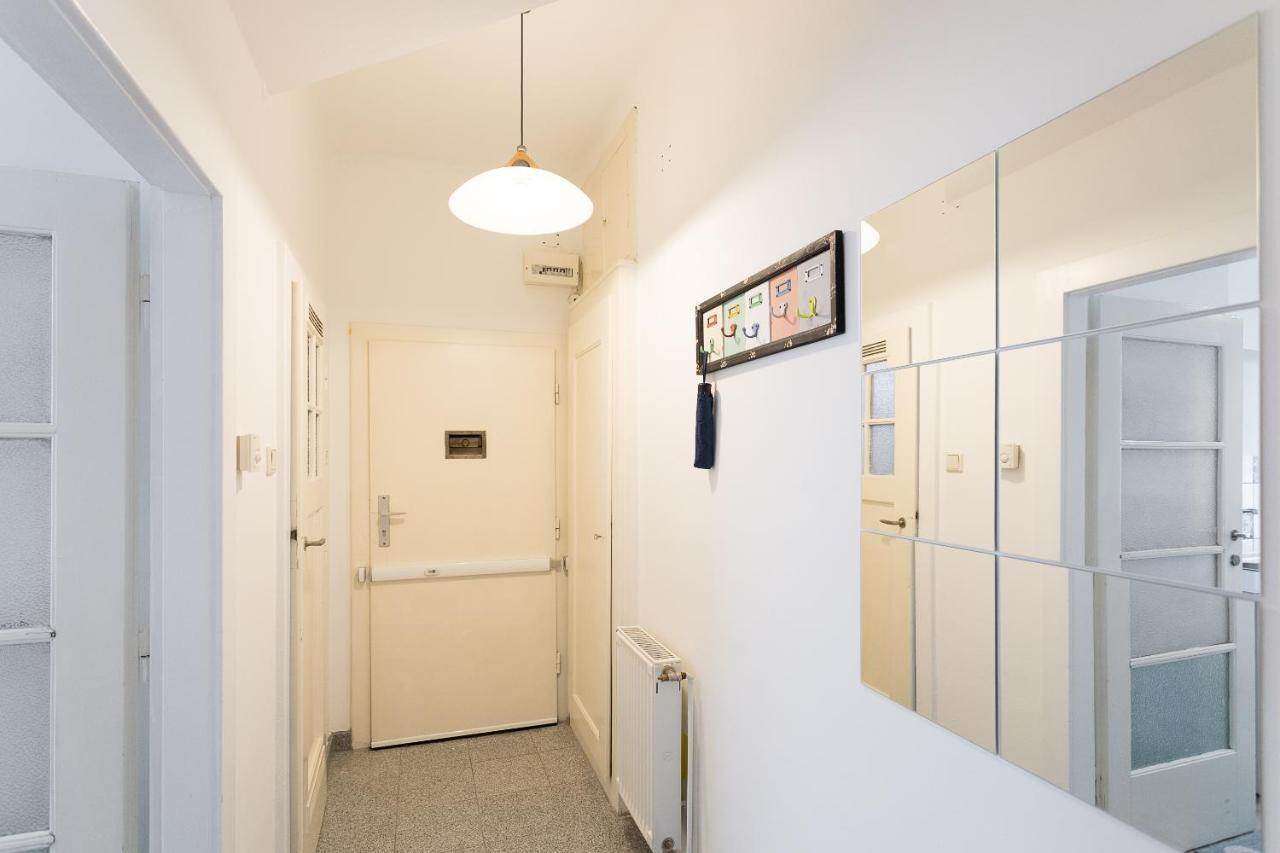 French Balcony - 45M² - Szeneviertel Lejlighed Wien Eksteriør billede