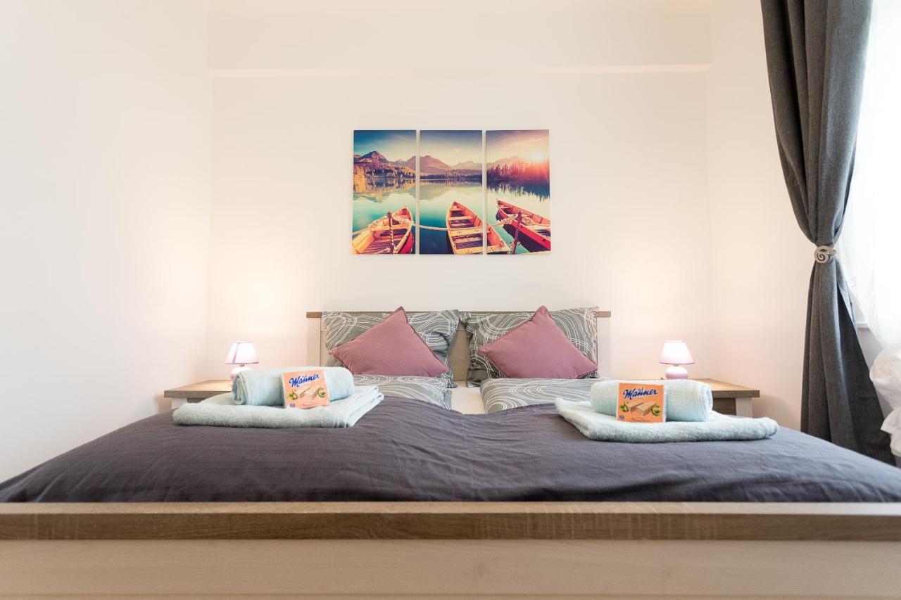 French Balcony - 45M² - Szeneviertel Lejlighed Wien Eksteriør billede
