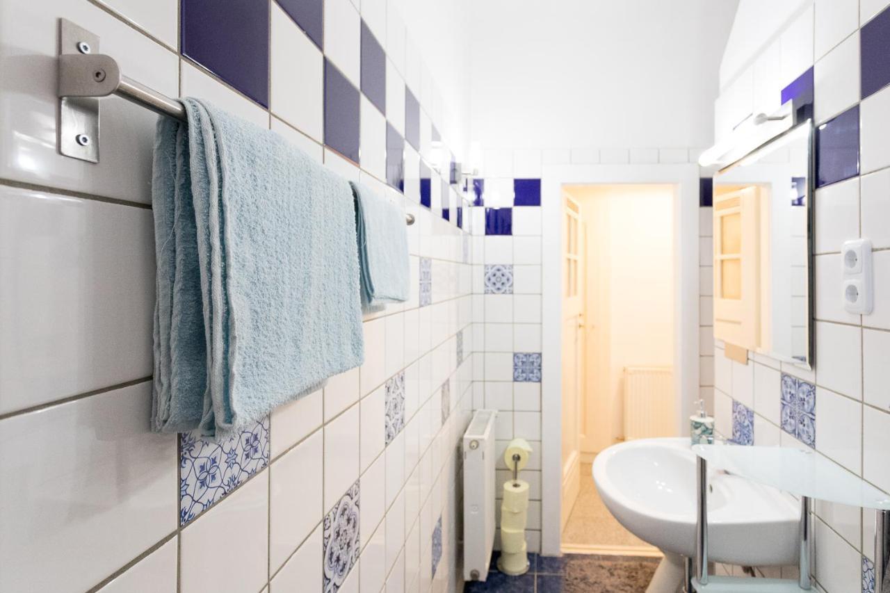 French Balcony - 45M² - Szeneviertel Lejlighed Wien Eksteriør billede