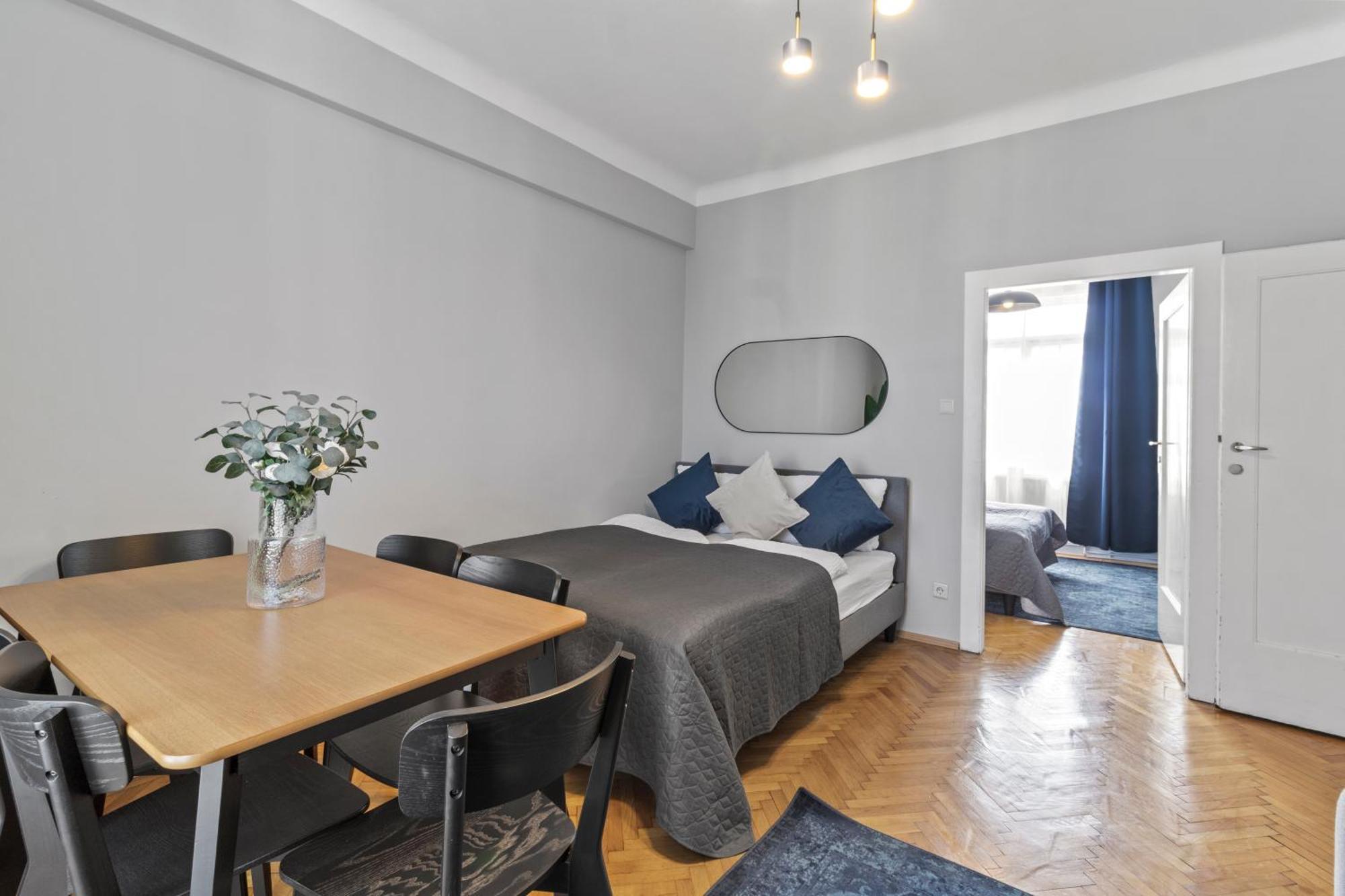 French Balcony - 45M² - Szeneviertel Lejlighed Wien Eksteriør billede